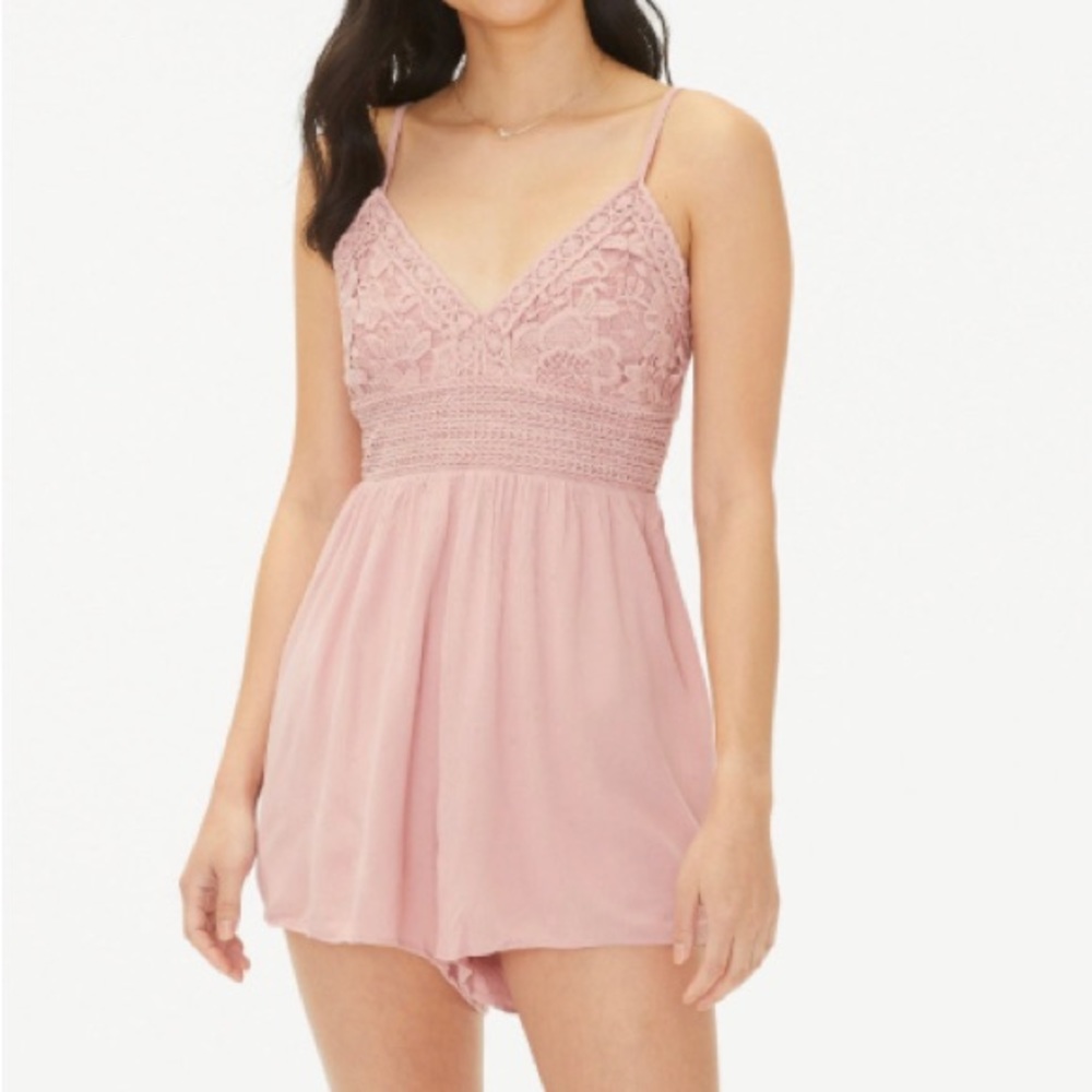 Aeropostale tie back romper